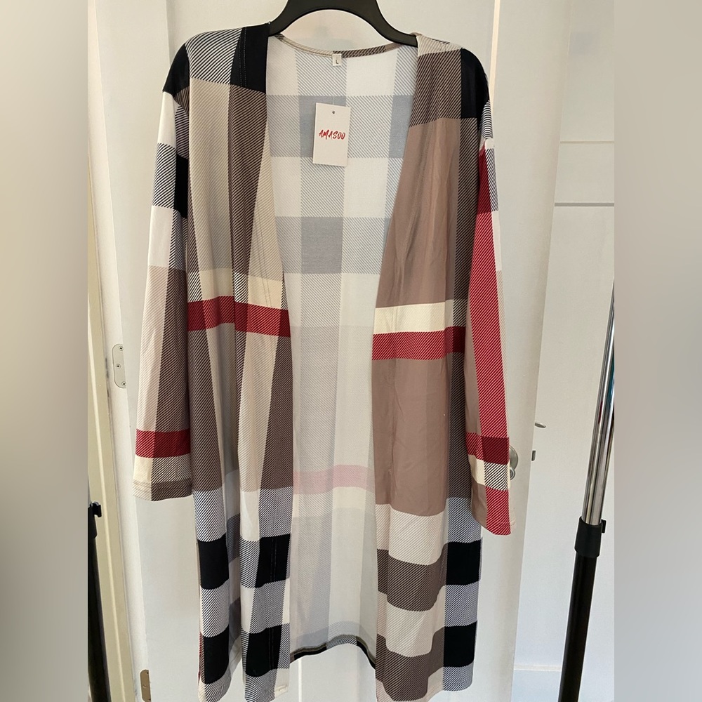 Women’s Duster Cardigan. Lightweight material. Size Large